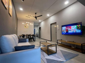 *NEW* 13Pax below w KTV/PoolTable/KidsPool near Jelutong, Batu Lanchang